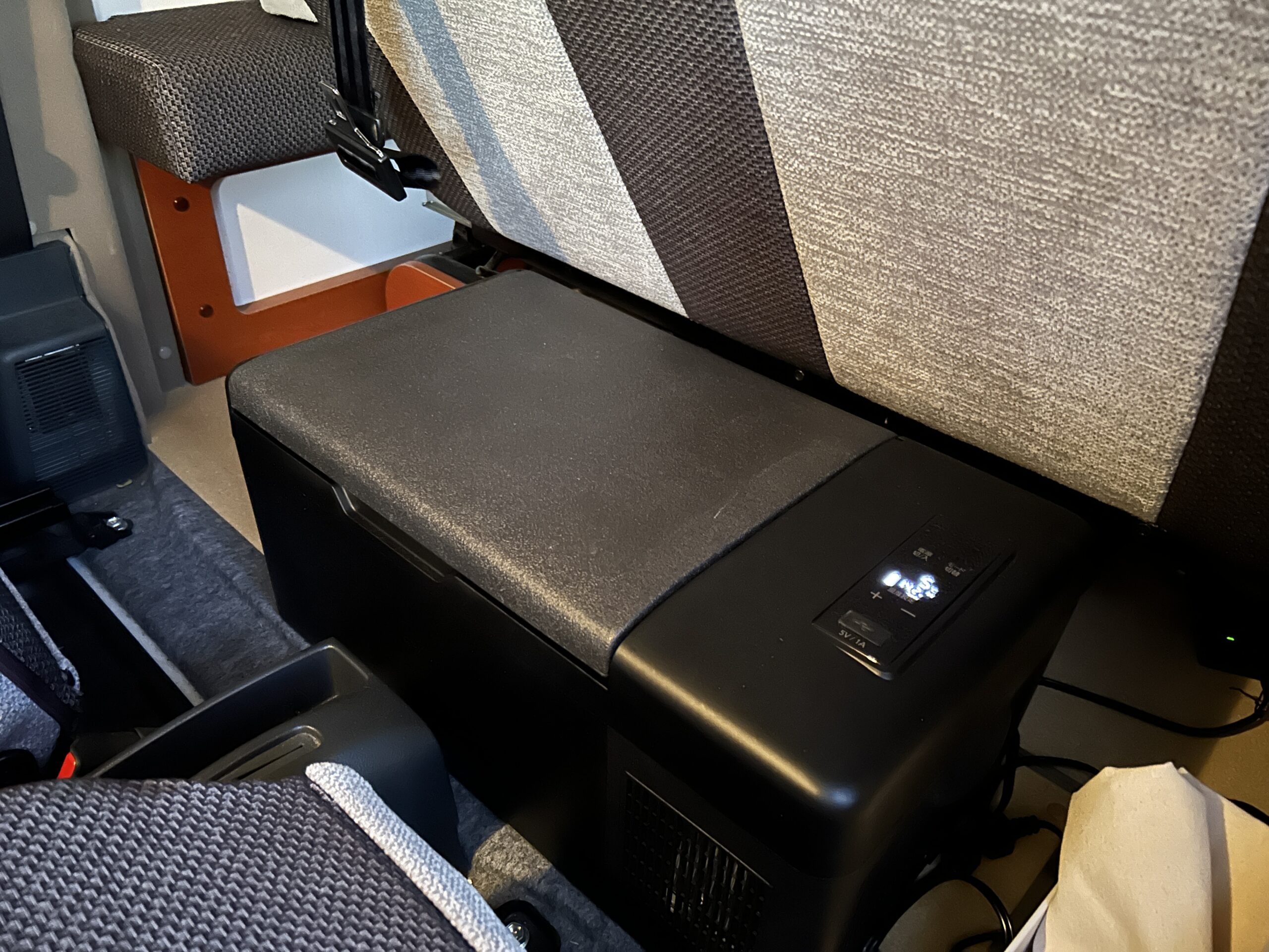 レビュー】車中泊やキャンプに最適！15Lポータブル冷蔵庫を実際に使っ